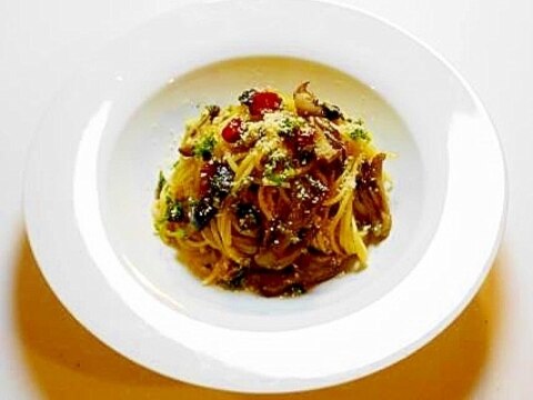 意外なペアが意外と美味い!ナスと舞茸のオイルパスタ